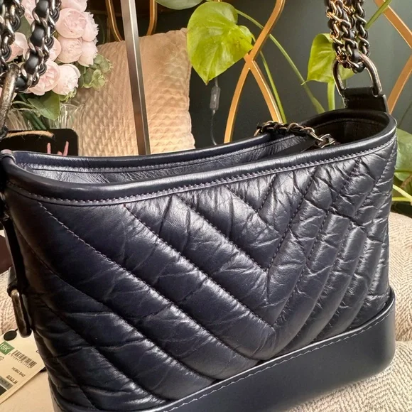 Price is FIRM* Chanel small Gabrielle - Picture 4 of 16